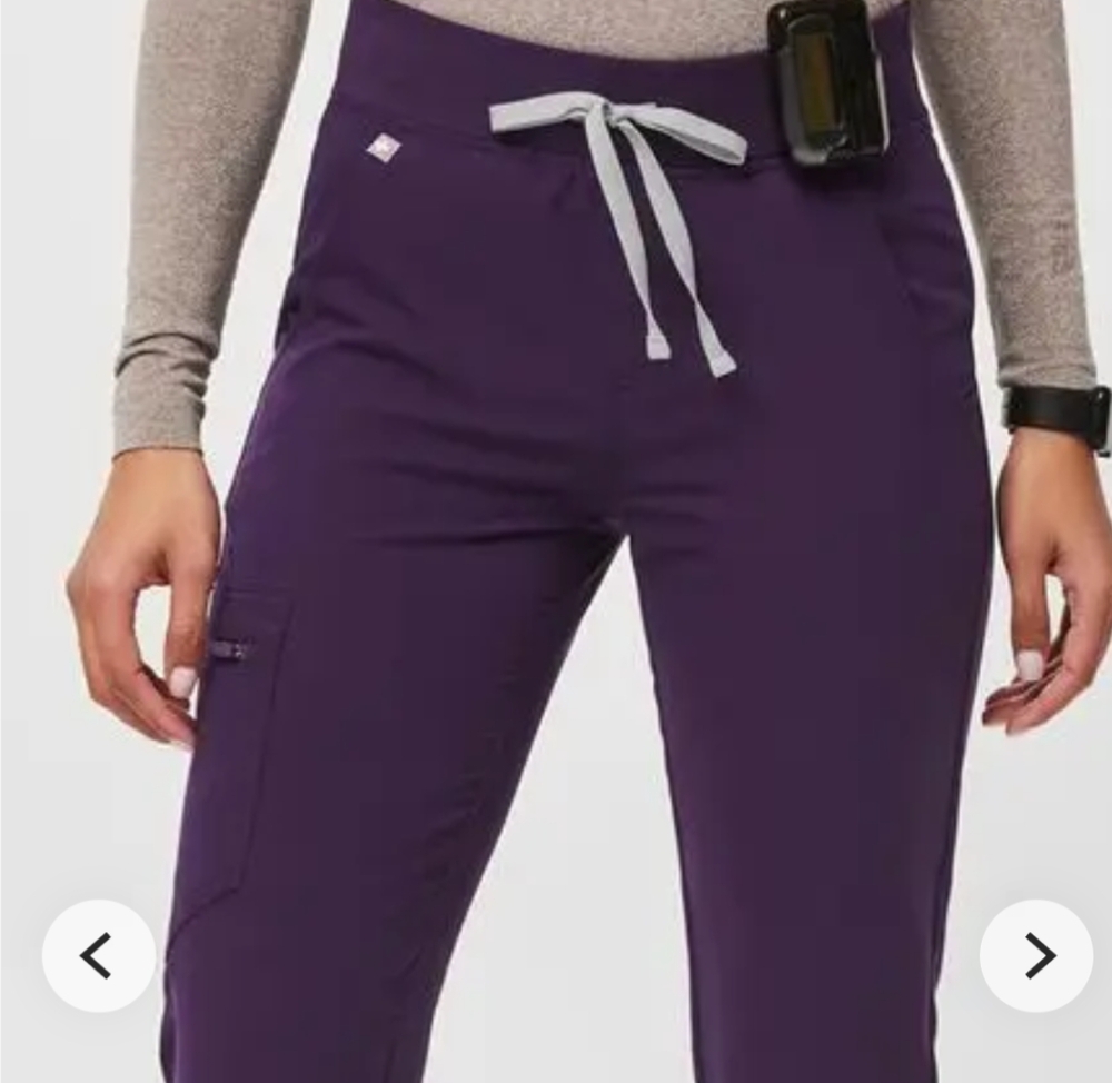 BNWT Purple Jam Figs Zamora Scrub Joggers in XXL